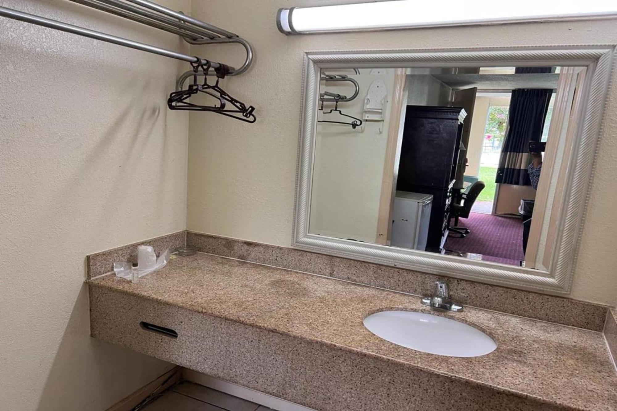 Super Inn & Suites By Oyo Milledgeville Luaran gambar